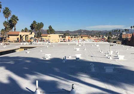 Spring cleaning maintenance tips for your commercial building rooftop